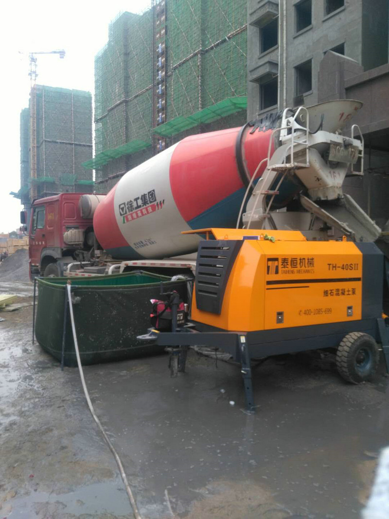 40SⅡ細石混凝土泵與泵車配合施工